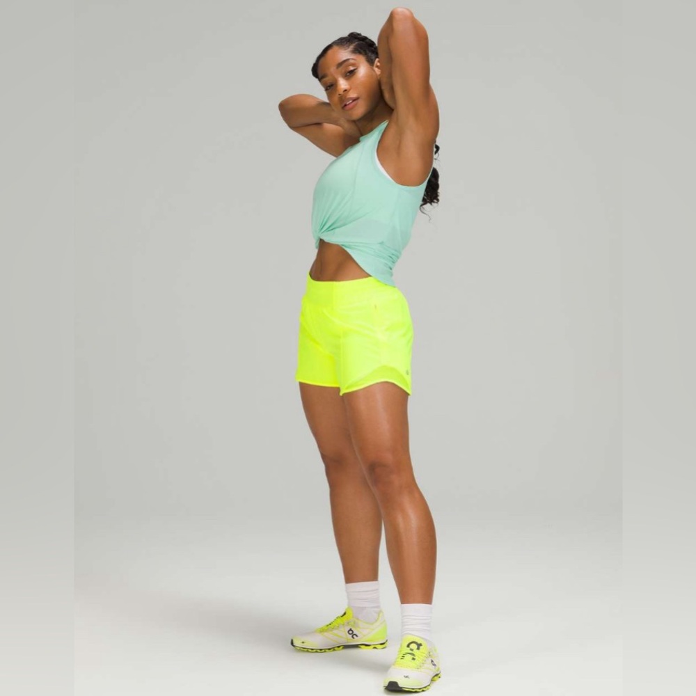 (#188)LULULEMON Hotty Hot Shorts “4”Low Rise